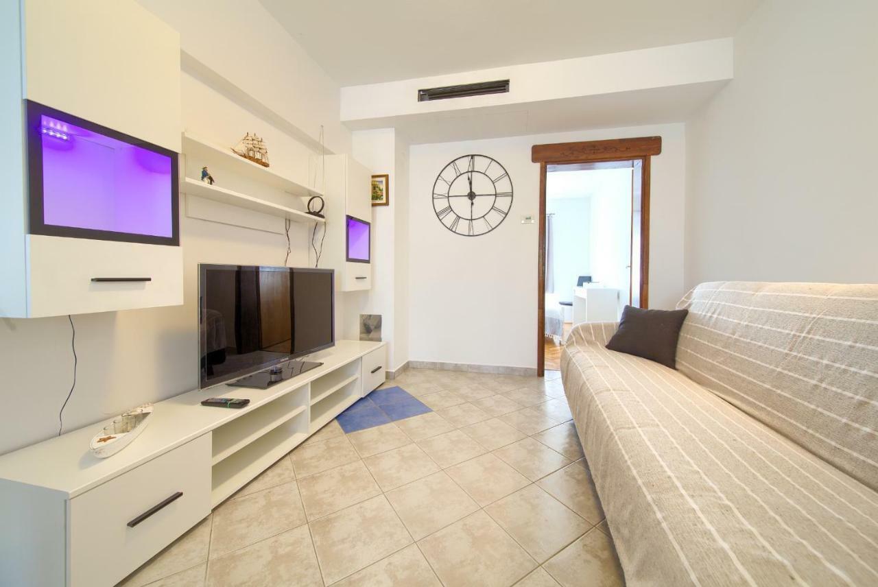 Apartmani Zeljka Salatić Exterior foto